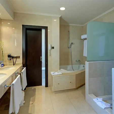 Exe Centro 4*