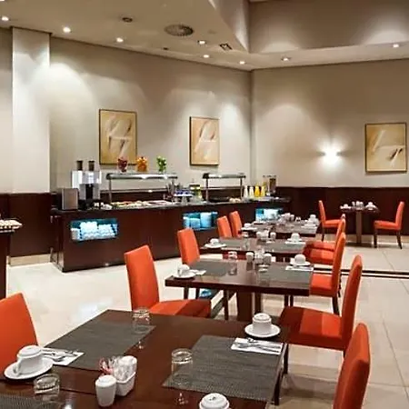 Exe Centro Otel 4*