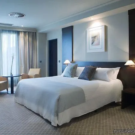 Exe Centro 4* اوفيدو