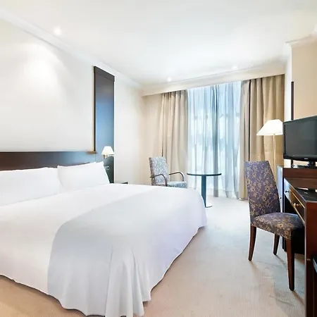 فندق Exe Centro اوفيدو