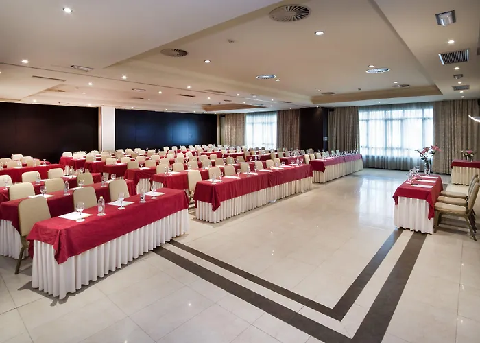 Exe Centro Готель Ов'єдо