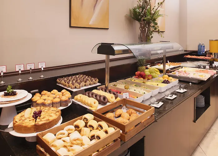 Exe Centro 4* Ов'єдо