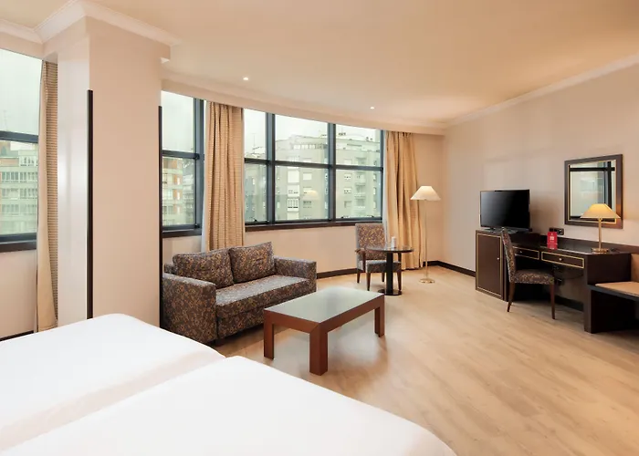 Exe Centro Ов'єдо